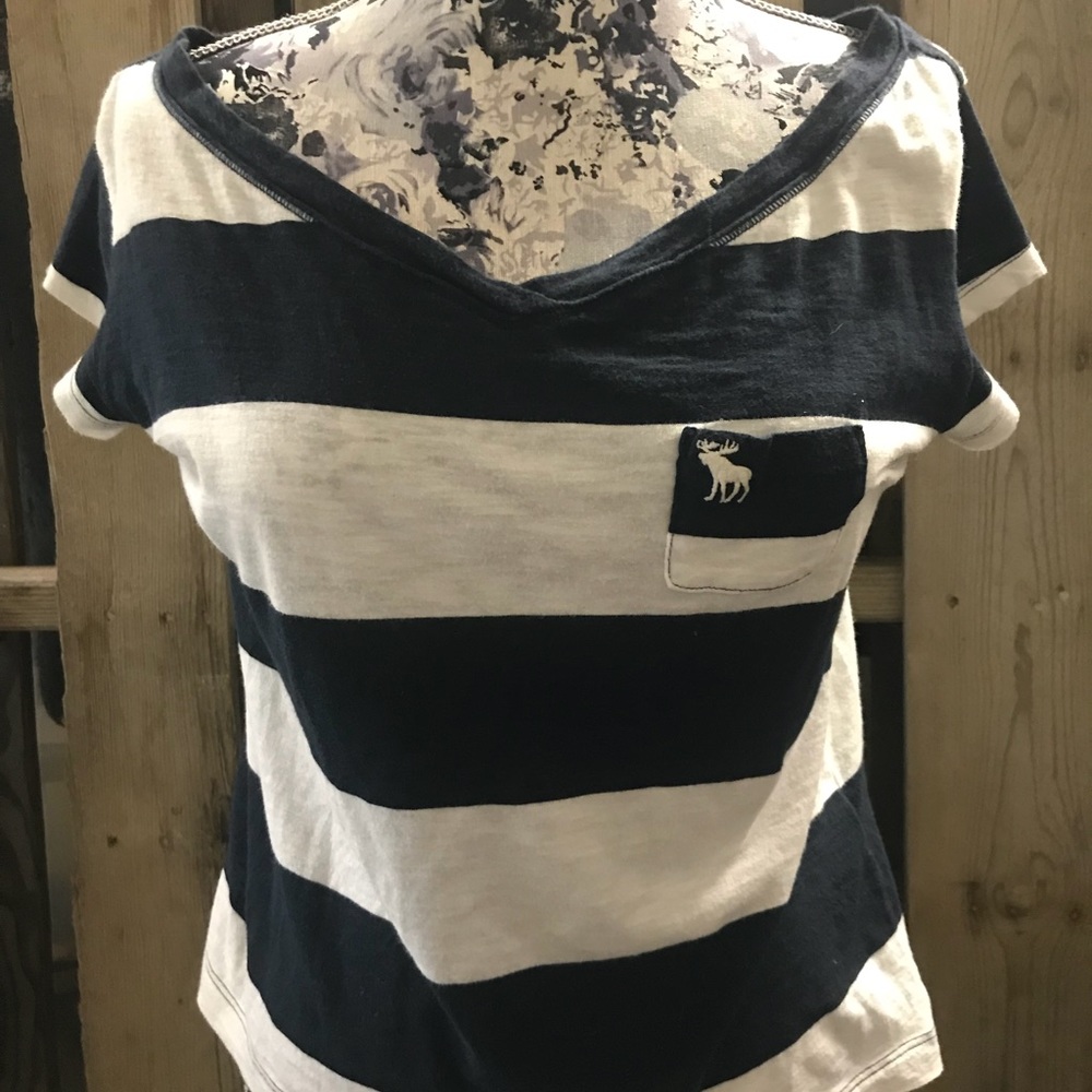 A&F T-Shirt